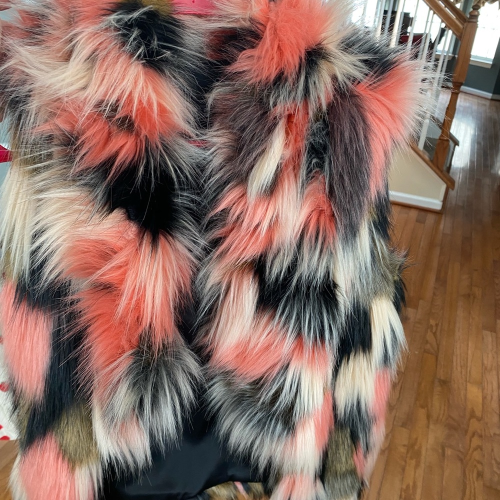 Colorful faux vest - Picture 4 of 4